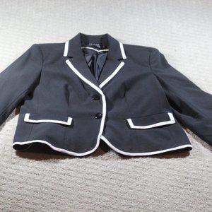 Tribal Size 10 Black with White Trim Blazer